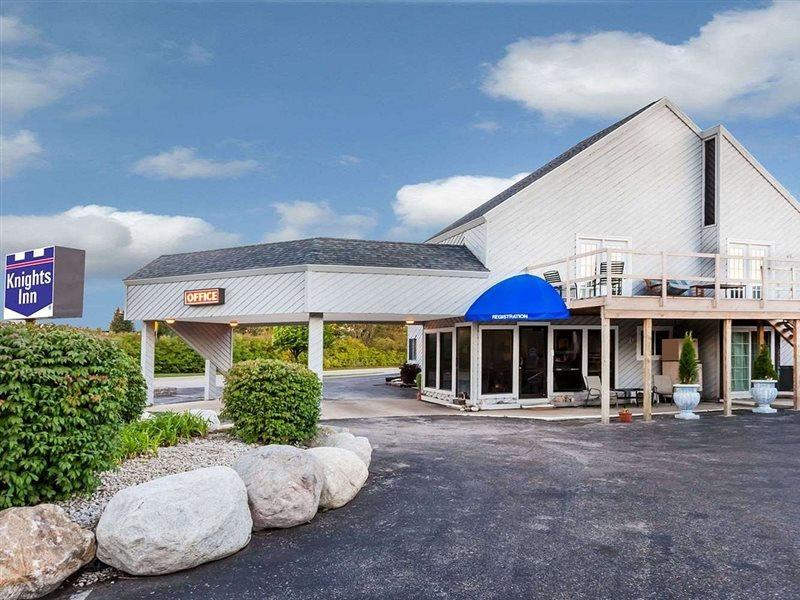 Knights Inn Mackinaw City Kültér fotó