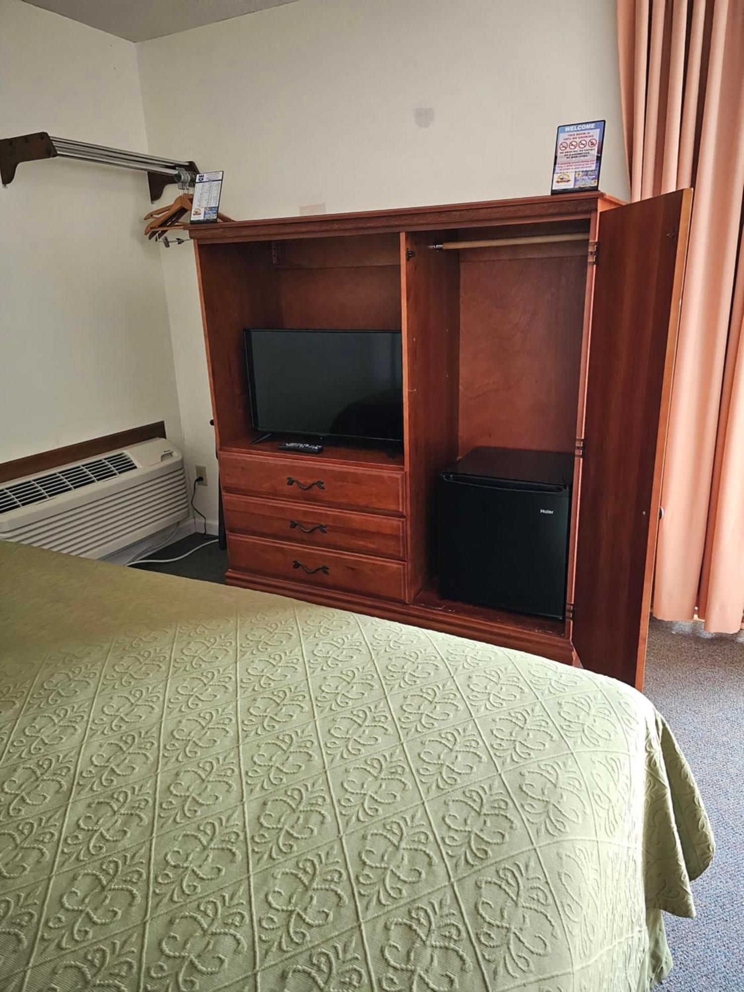Knights Inn Mackinaw City Kültér fotó
