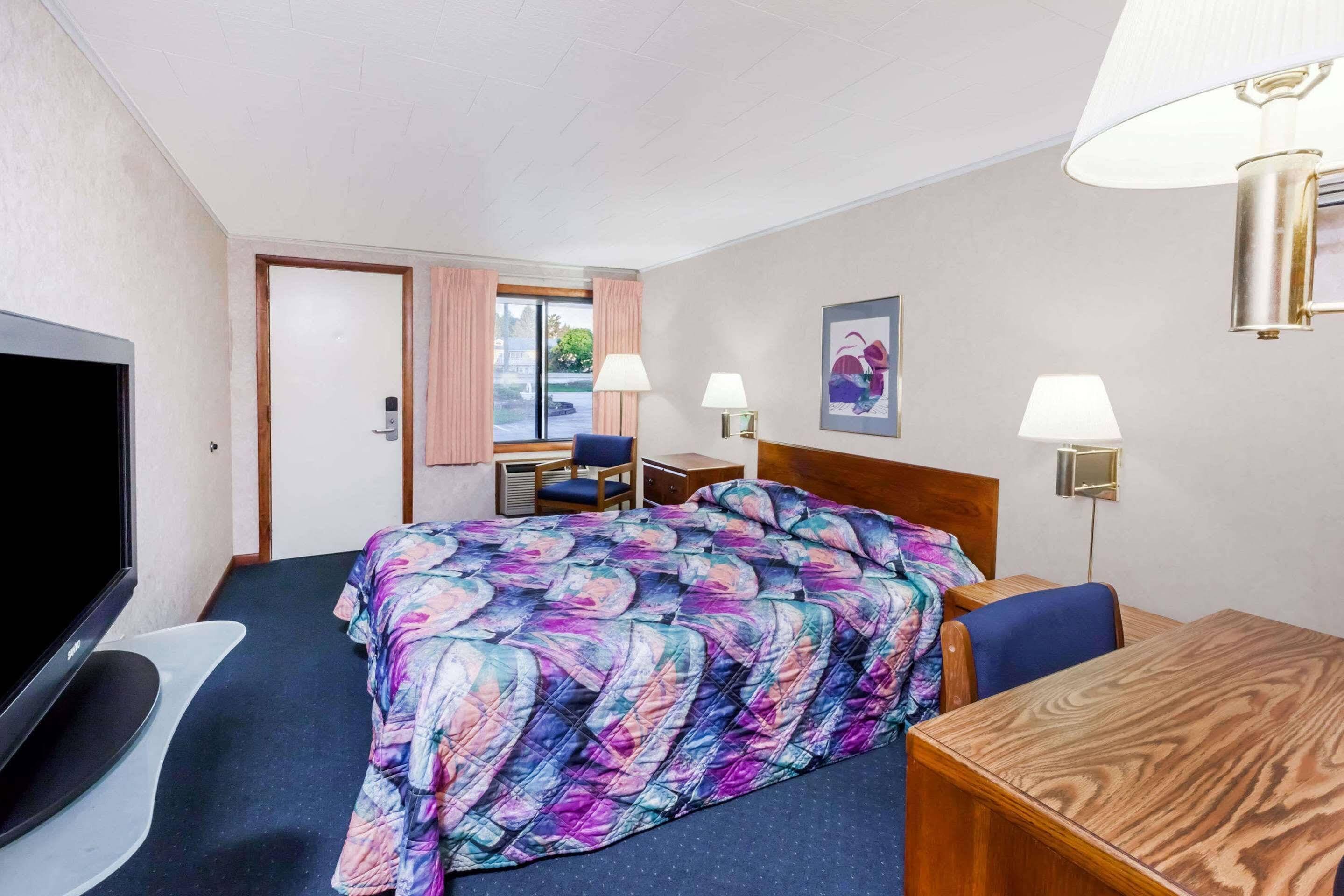 Knights Inn Mackinaw City Kültér fotó